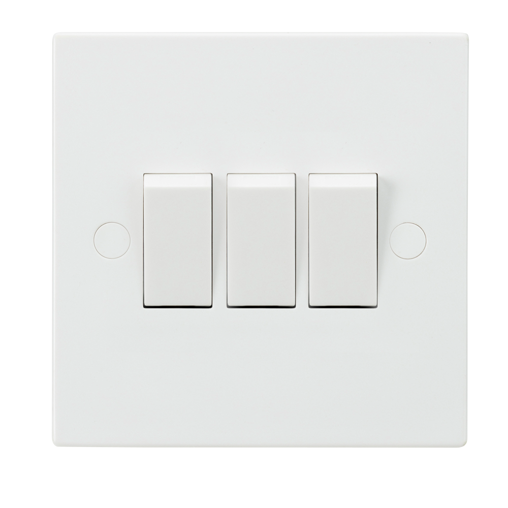 10A White 3G 2 Way 230V Electric Wall Plate Switch