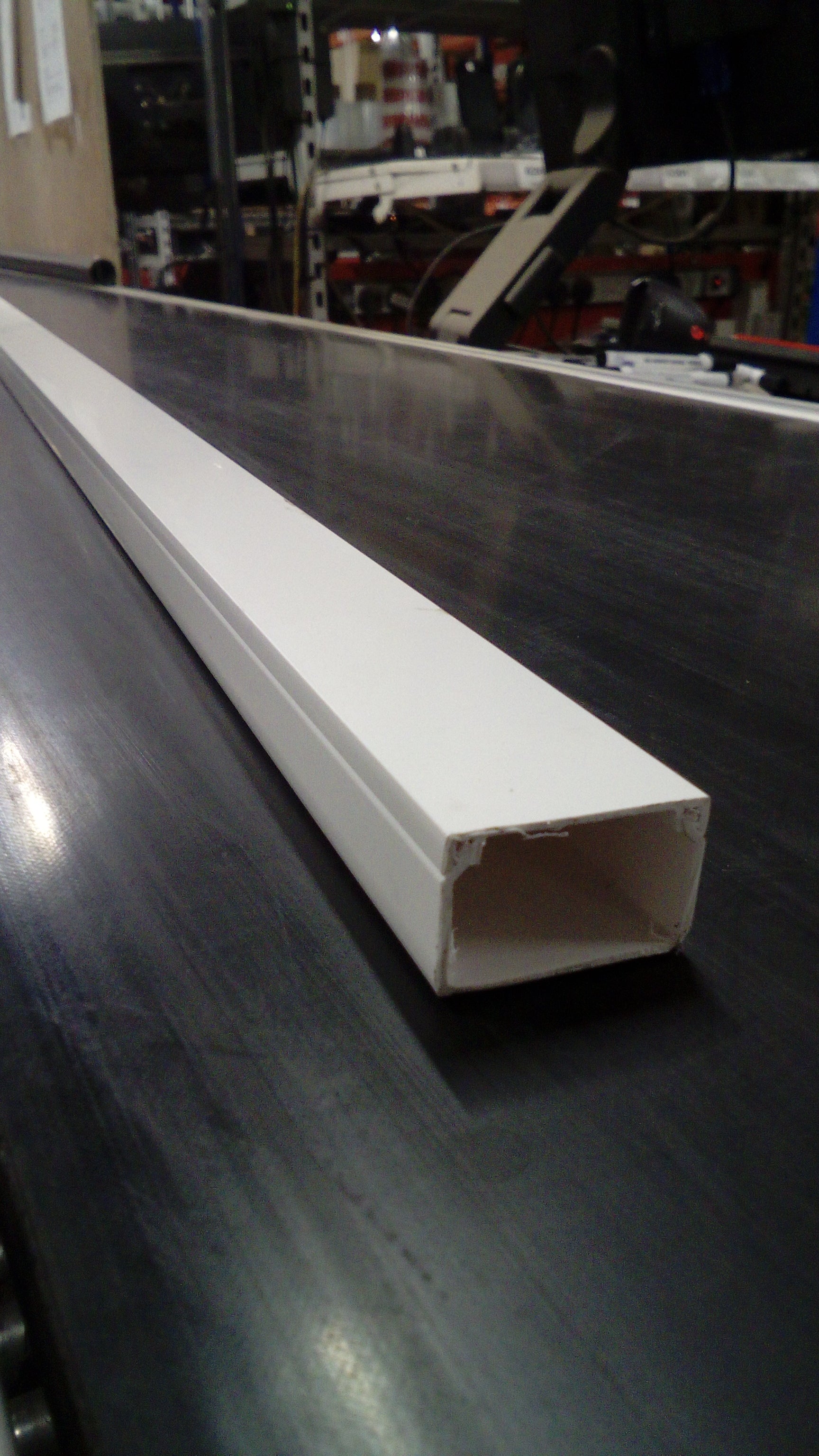 40x25 Screw Mini Trunking, 3m