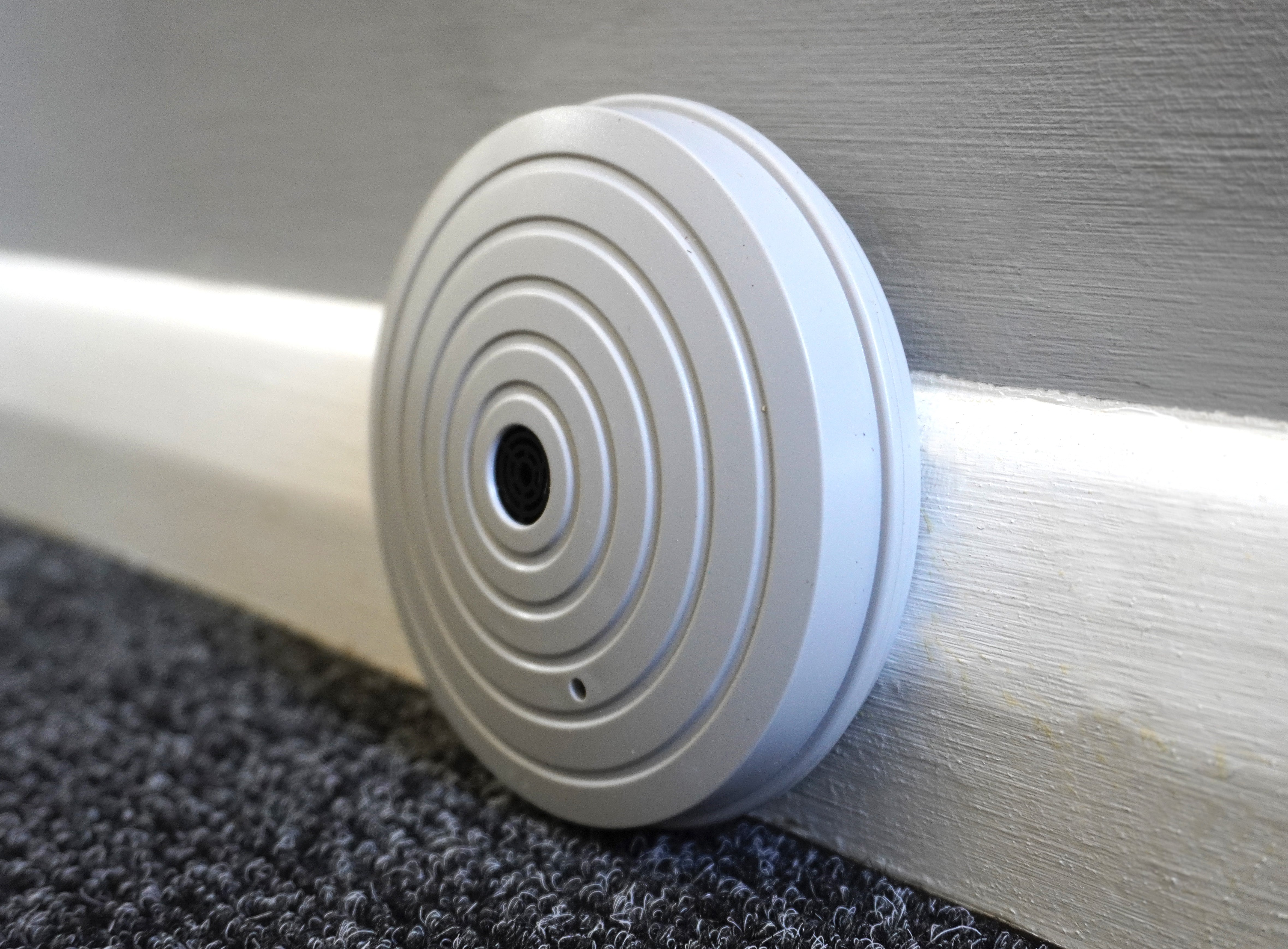 Beacon Battery Mouse Repeller