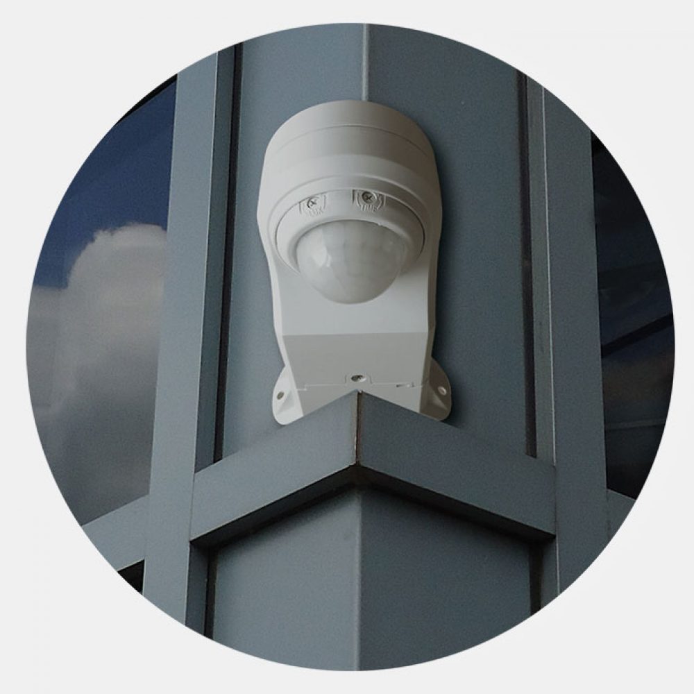 IP44 External Corner 360� PIR Lighting Sensor