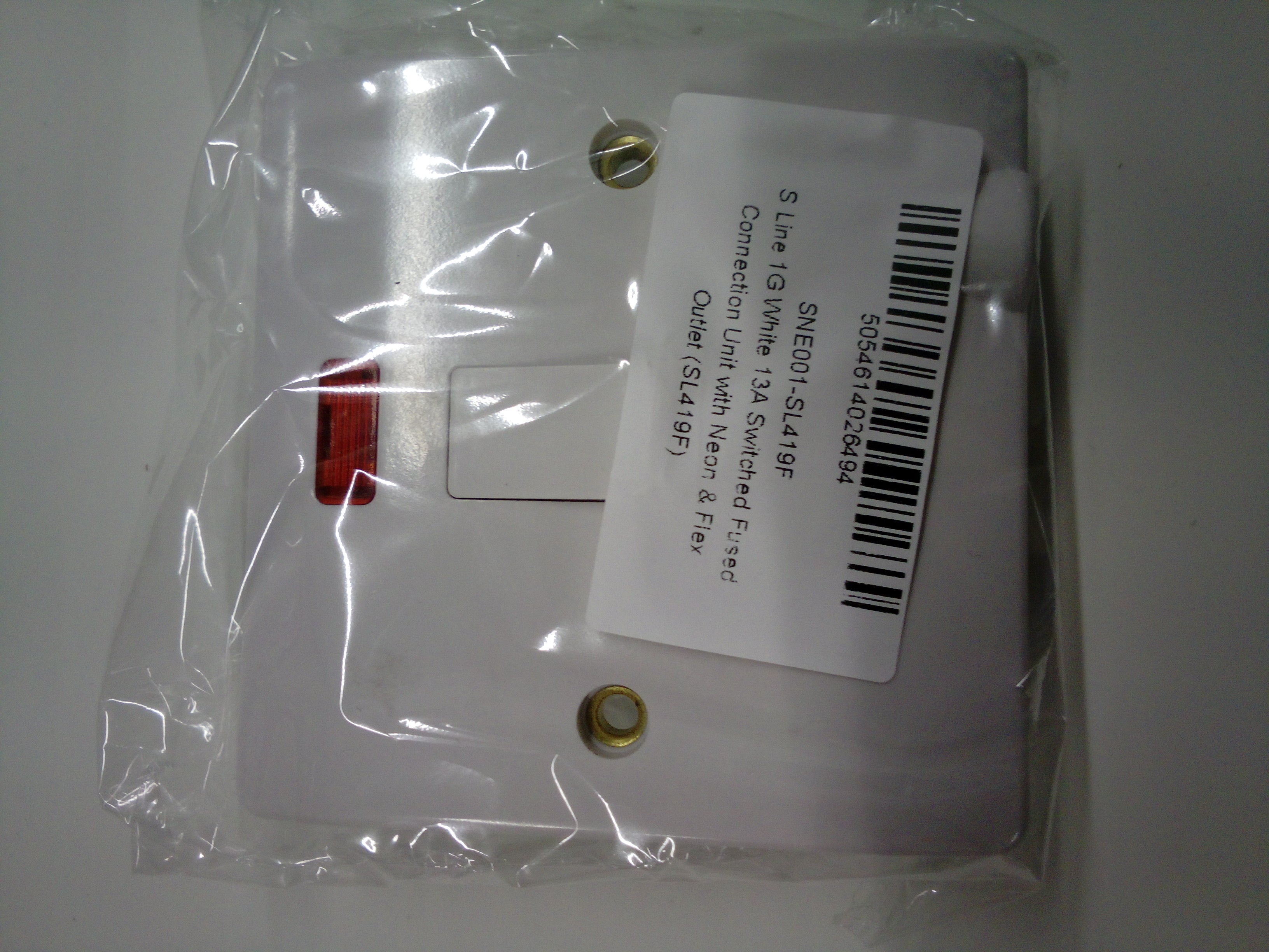 Sline 13A White Switched Connection Unit with Neon Fused & Flex Spur Electric Wall Plate