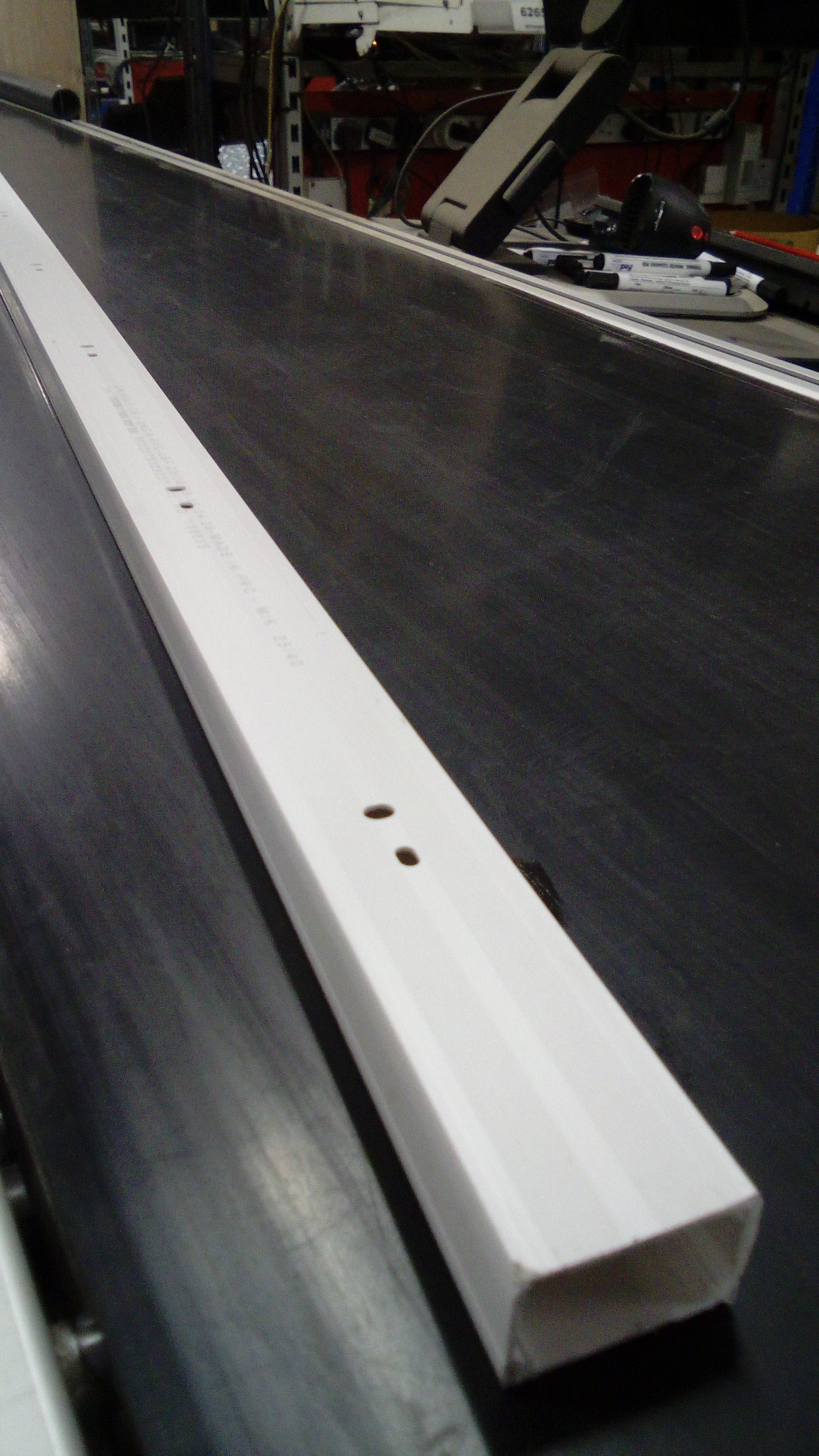 40x25 Screw Mini Trunking, 3m