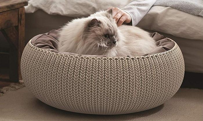 Knit Cozy Pet Bed