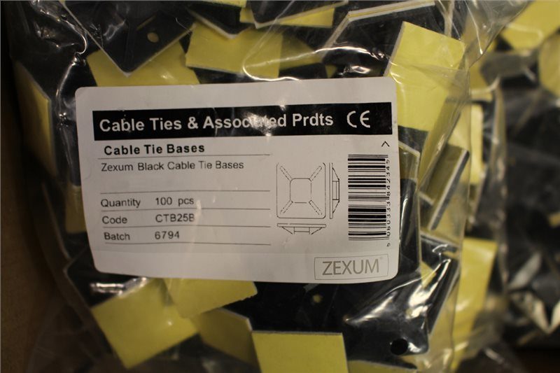 19mm Self Adhesive Cable Tie Mounts (100 Pack) - Black