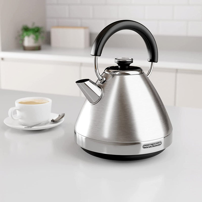 Venture 1.5L Pyramid Kettle, Stainless Steel