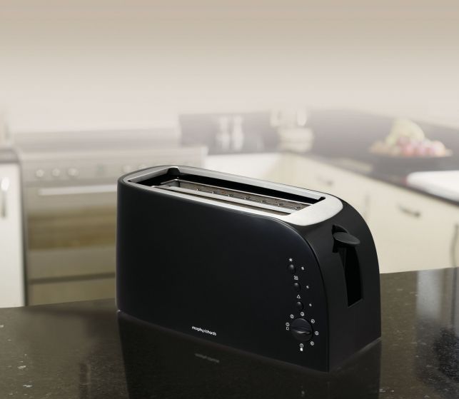 Essentials 4 Slice Toaster - Black