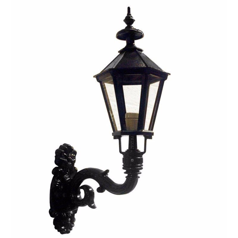 Black Traditional Wall Mounted Lamp