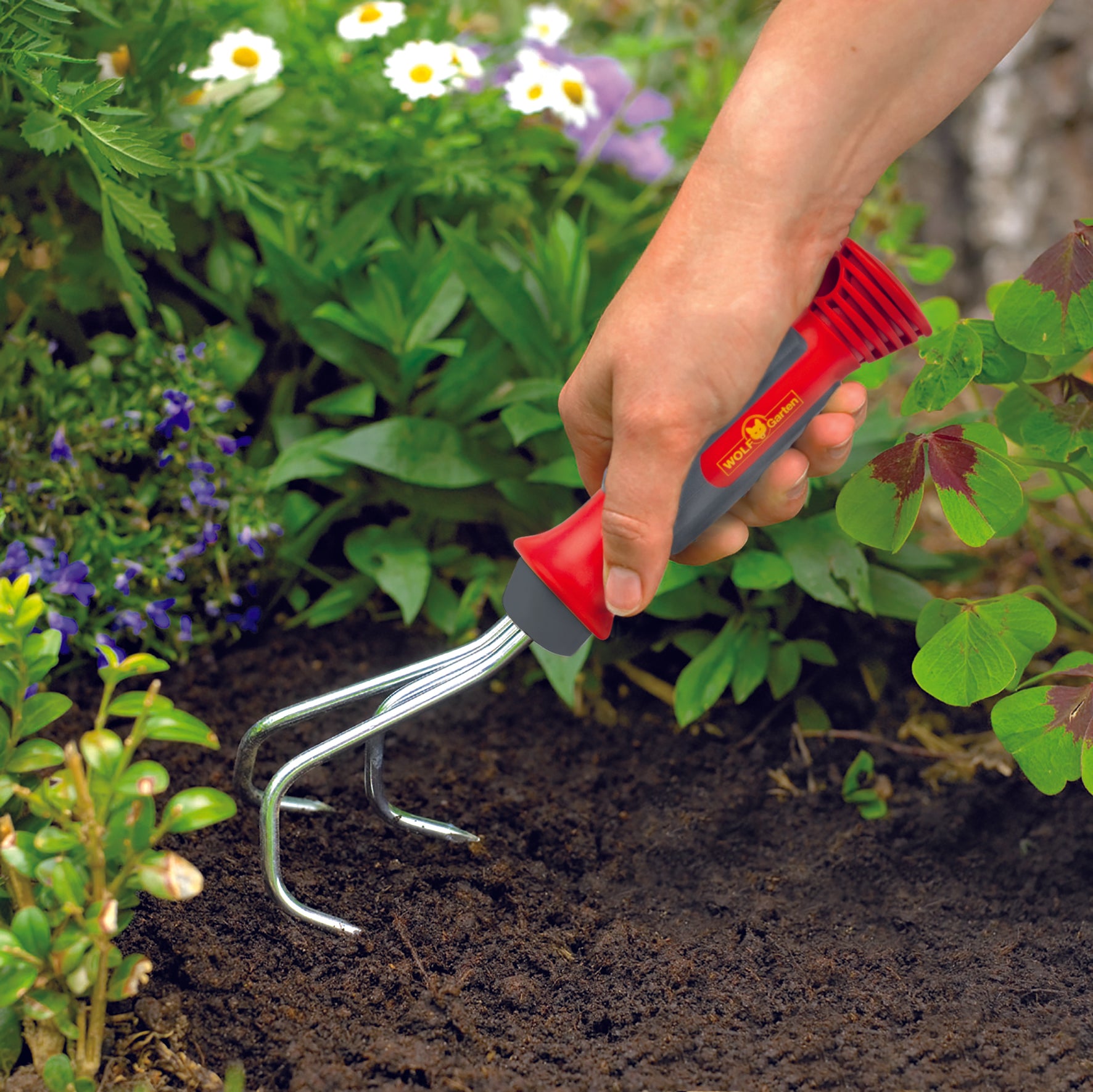 Wolf Garten Hand Grubber with Fixed Handle