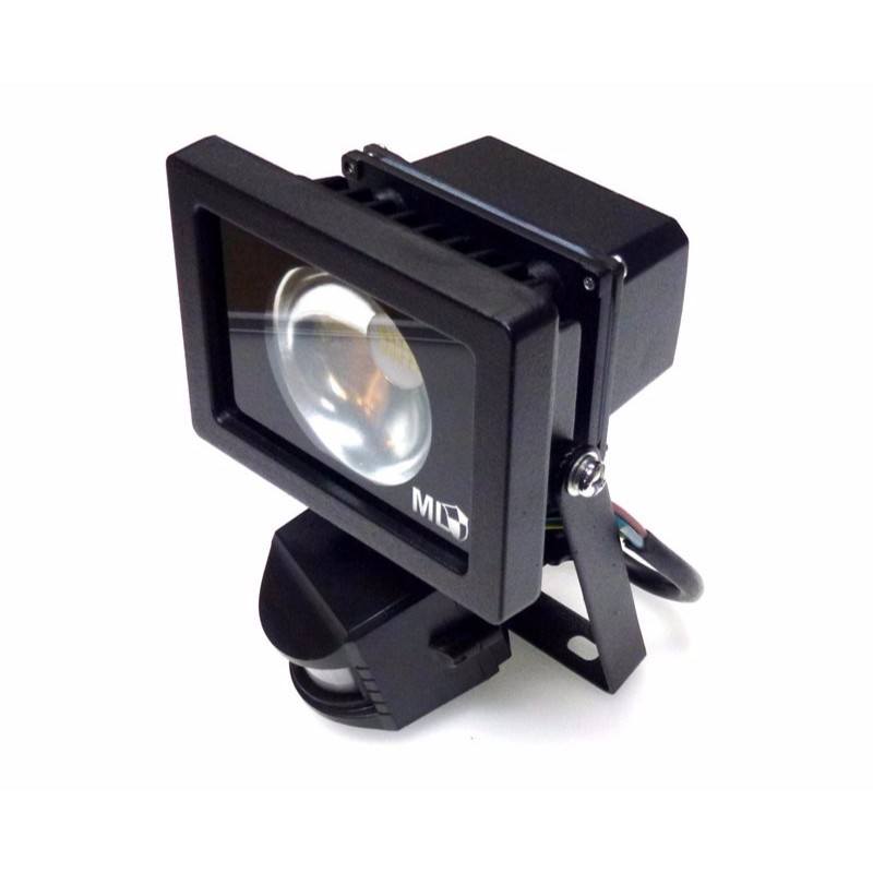 Black LED Energy Saving Die-Cast Aluminium Floodlight With PIR Indoor Outdoor Lighting - 20W