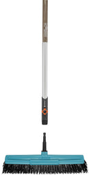 Gardena Combisystem Road Broom & 130cm Wooden Handle