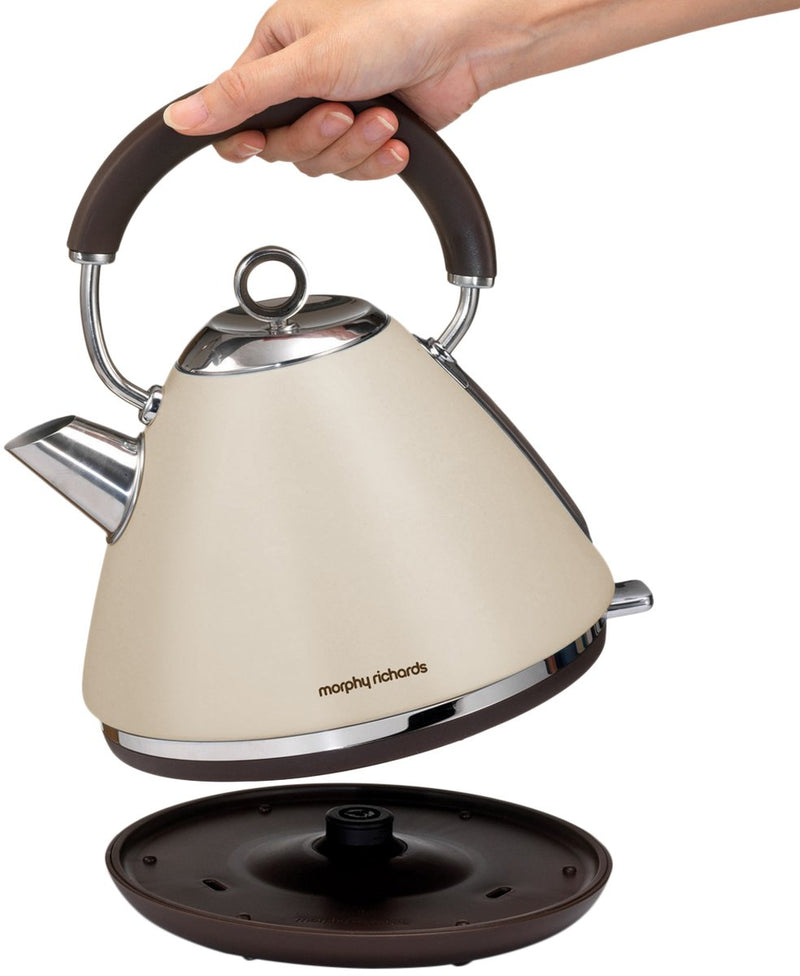 Morphy richards accents outlet kettle black